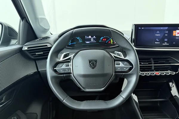 Peugeot 208 (2025) — foto 2 van 17