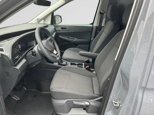VOLKSWAGEN Caddy Cargo (2025) — foto 10 van 15