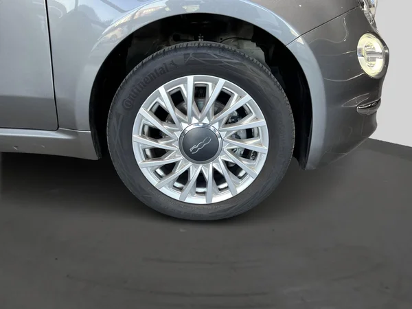 Fiat 500C (2023) — foto 14 van 17