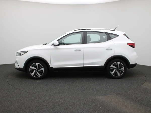 MG ZS EV (2022) — foto 34 van 47
