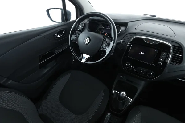 Renault Captur (2015) — foto 4 van 16