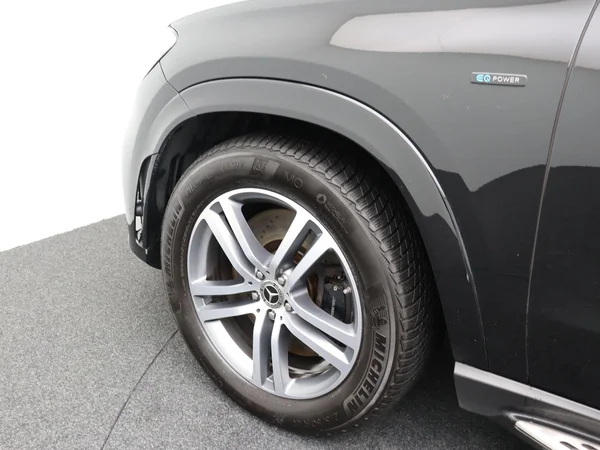 Mercedes-Benz GLE (2020) — foto 19 van 21