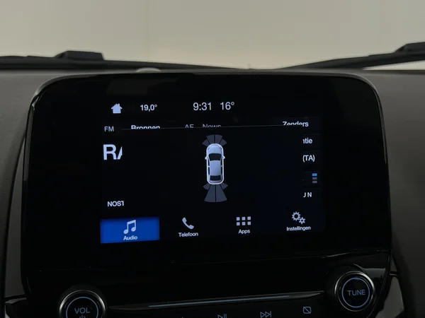 FORD EcoSport (2018) — foto 11 van 28