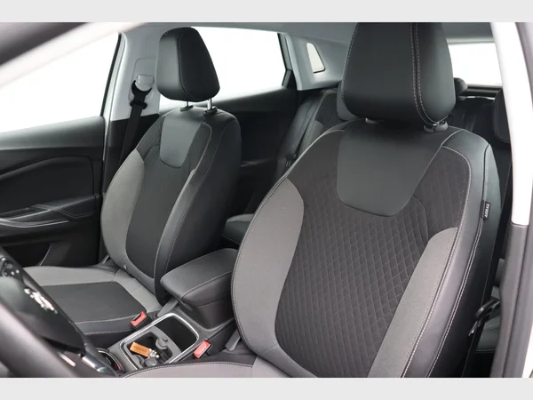 OPEL Grandland (2021) — foto 21 van 22
