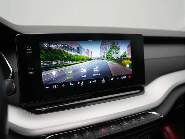 SKODA Octavia Combi (2021) — foto 21 van 41