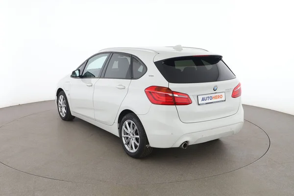 BMW 2-serie (2018) — foto 10 van 16