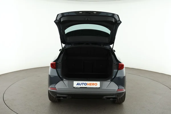 Cupra Formentor (2024) — foto 7 van 16