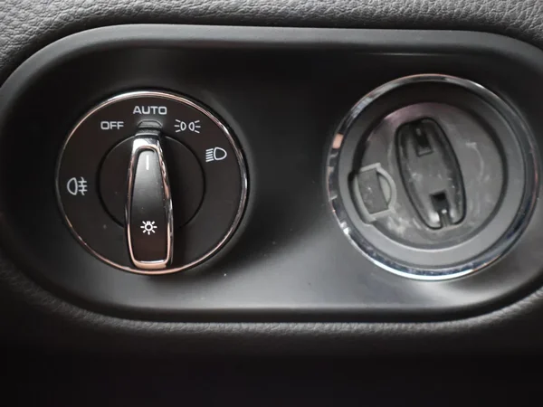 Porsche Macan (2021) — foto 27 van 27