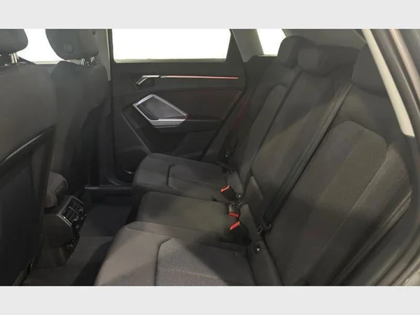 Audi Q3 (2025) — foto 2 van 24