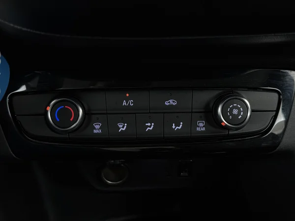 OPEL Corsa (2023) — foto 17 van 26