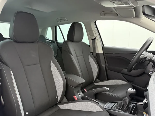 SKODA Kamiq (2025) — foto 16 van 18