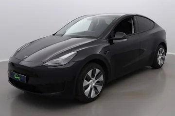 Tesla Model 3 (2023)