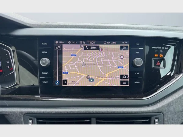 Volkswagen Taigo (2022) — foto 10 van 28