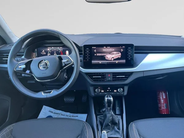 SKODA Kamiq (2024) — foto 13 van 16