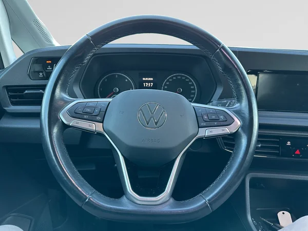 VOLKSWAGEN Caddy (2021) — foto 3 van 17
