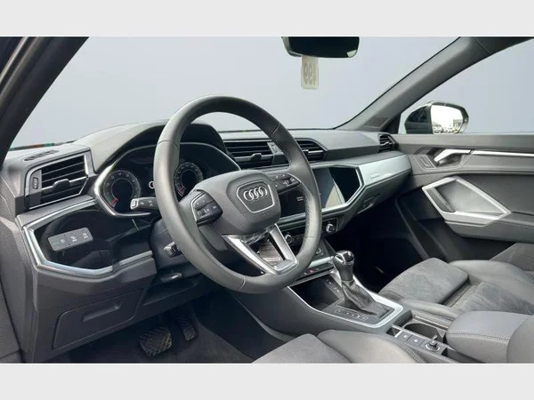 Audi Q3 Sportback (2025) — foto 28 van 29