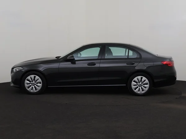 MERCEDES C 300 (2022) — foto 12 van 32