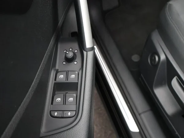 Audi Q2 (2024) — foto 20 van 27
