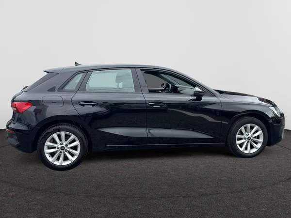 AUDI A3 Sportback (2022) — foto 21 van 24