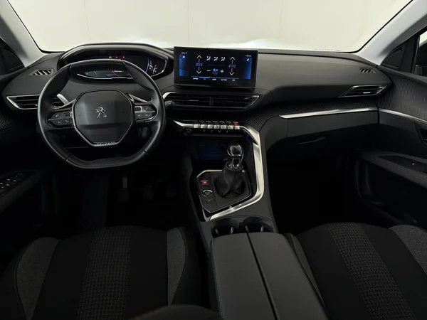 PEUGEOT 3008 (2022) — foto 27 van 27