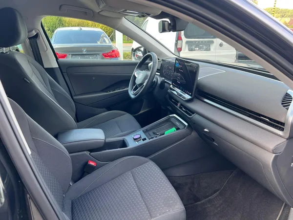 VOLKSWAGEN T-Roc (2025) — foto 15 van 24