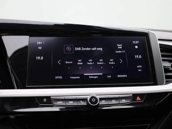 Opel Grandland (2023) — foto 10 van 40