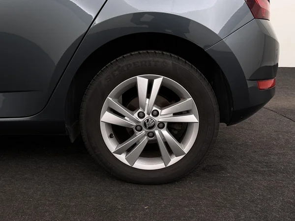 SKODA Fabia (2021) — foto 7 van 23