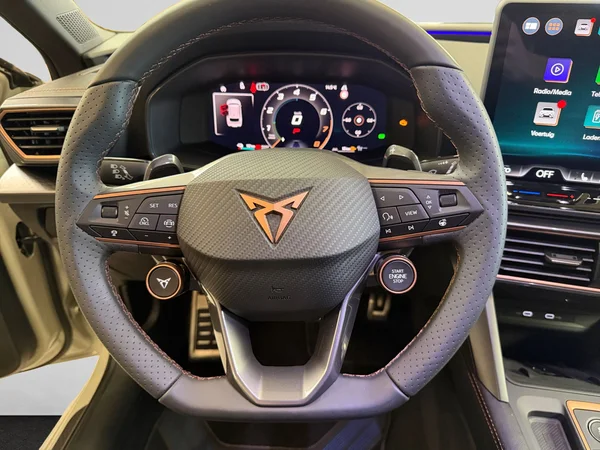 CUPRA Leon ST e-Hybrid (PHEV) (2026) — foto 6 van 24