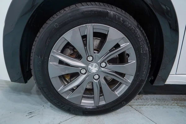Peugeot E-208 (2021) — foto 51 van 51