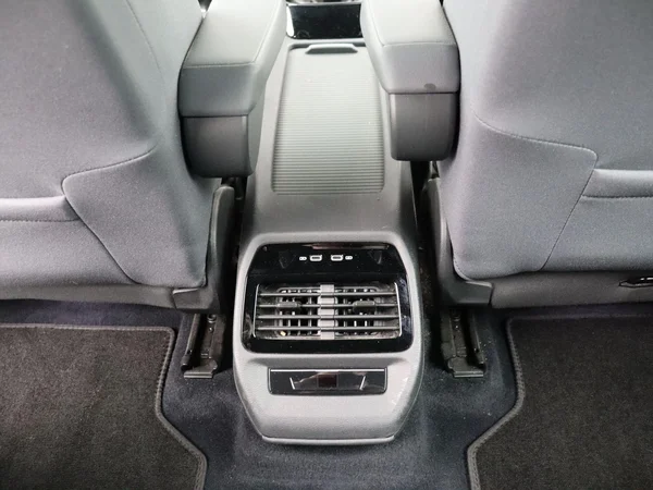 Volkswagen ID.4 (2023) — foto 16 van 31