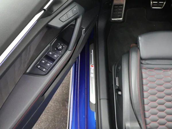 AUDI RS3 Sportback (2025) — foto 11 van 26