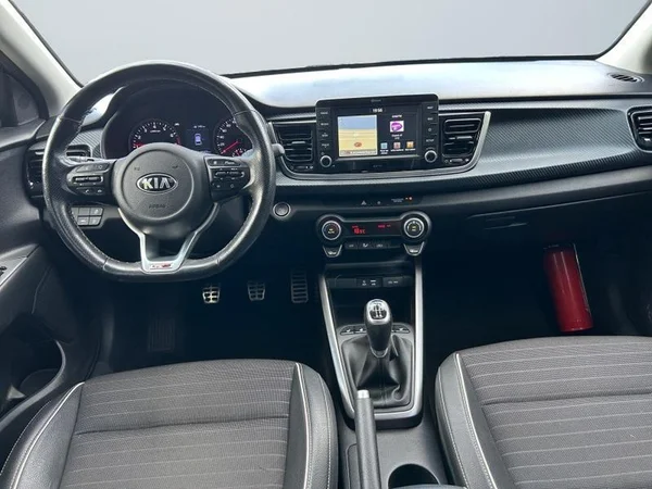 KIA Rio (2020) — foto 31 van 31