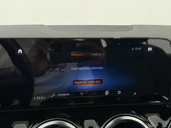 MERCEDES GLA 250 (2022) — foto 13 van 34