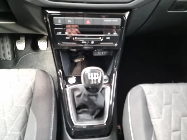 VOLKSWAGEN T-Cross (2026) — foto 4 van 22