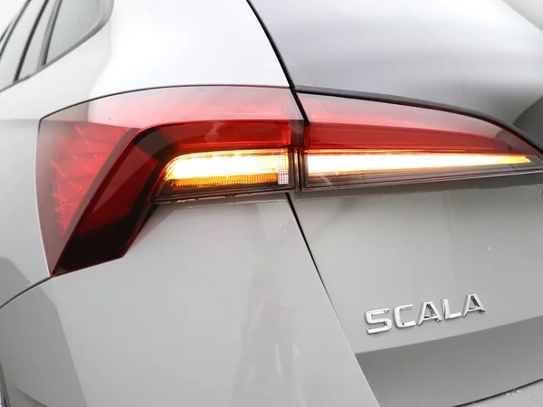 SKODA Scala (2025) — foto 2 van 16