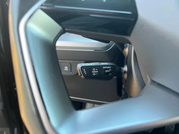 AUDI Q4 e-tron (2022) — foto 4 van 17