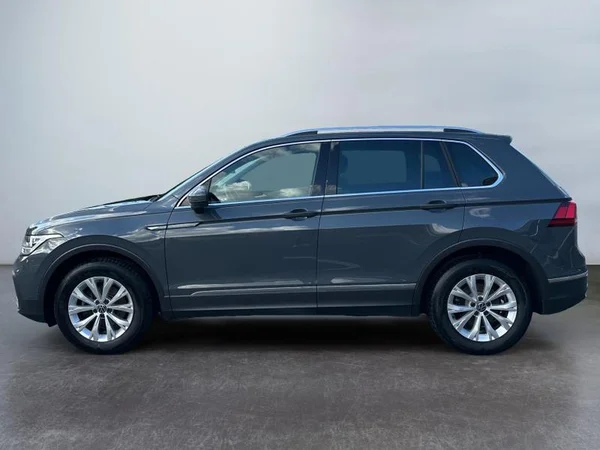 VOLKSWAGEN Tiguan Dsl (2023) — foto 31 van 35