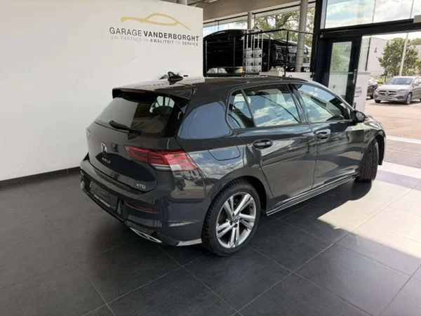 Volkswagen Golf (2024) — foto 17 van 22