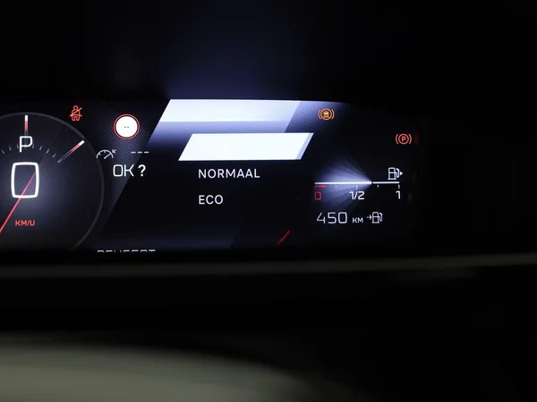 Peugeot 308 (2023) — foto 17 van 39
