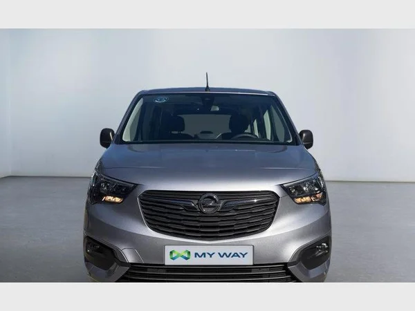 Opel Combo Life Swb (2022) — foto 26 van 27