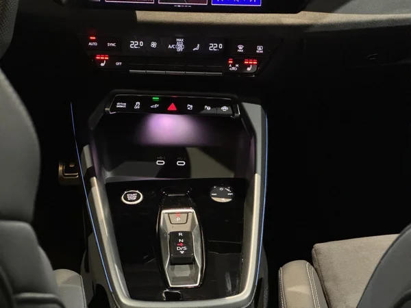 AUDI A3 Sportback PHEV (2026) — foto 6 van 19