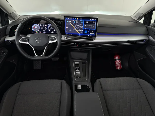VOLKSWAGEN Golf Variant (2025) — foto 30 van 30