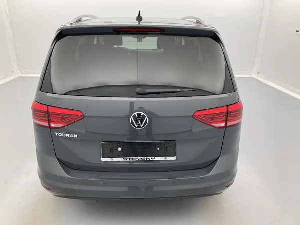 VOLKSWAGEN Touran (2020) — foto 11 van 36