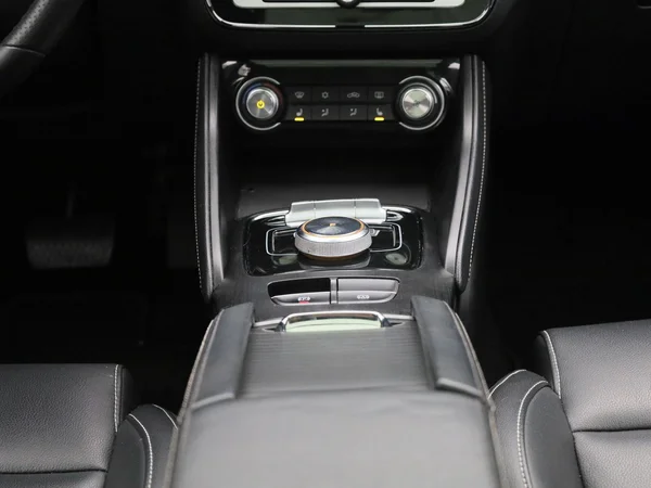 MG ZS EV (2019) — foto 38 van 38