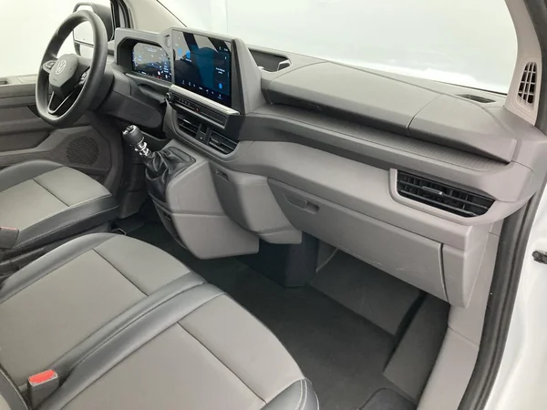 VOLKSWAGEN Transporter T7 30 Fou Swb Dsl (2025) — foto 35 van 45