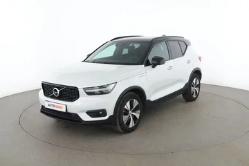 Volvo XC40 e84ac8fa-6dd4-41ca-b105-600b5c39c12c