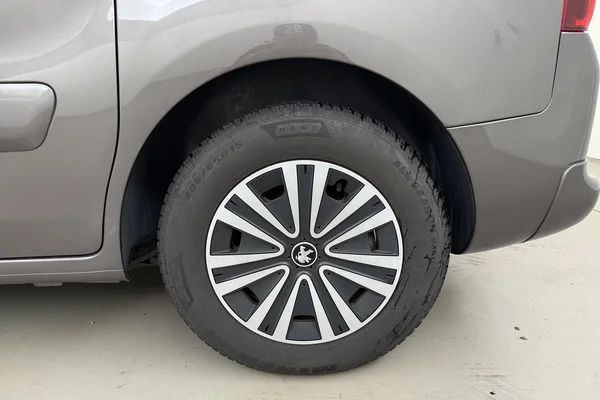 Peugeot Partner Tepee 2plc (2018) — foto 17 van 20