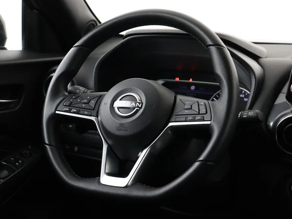 NISSAN Juke (2024) — foto 14 van 26