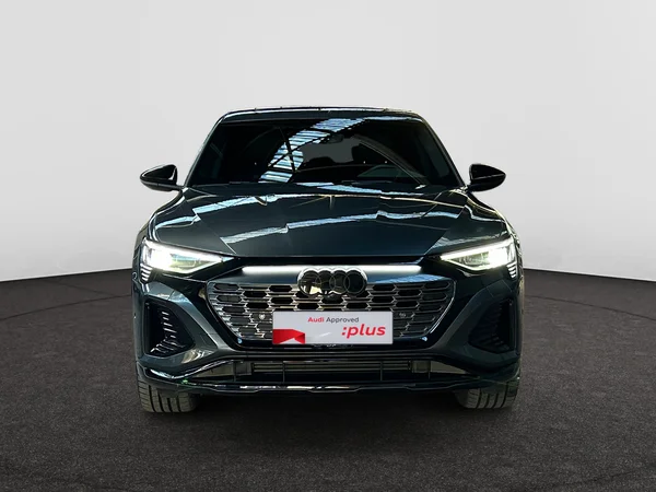 AUDI Q8 e-tron Sportback (2025) — foto 14 van 20