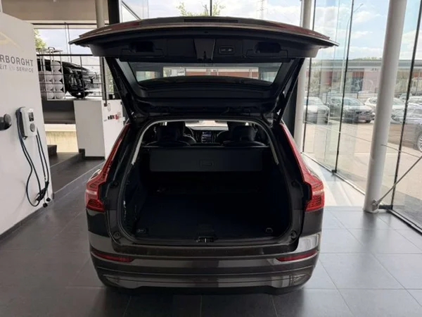 Volvo XC60 (2025) — foto 20 van 22